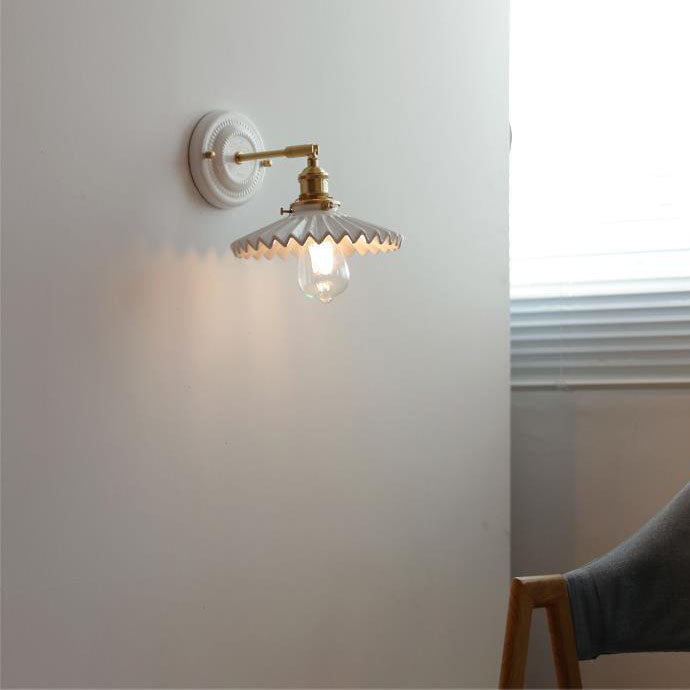 Vintage Japanische Keramik Messing 1-Licht Wandlampe