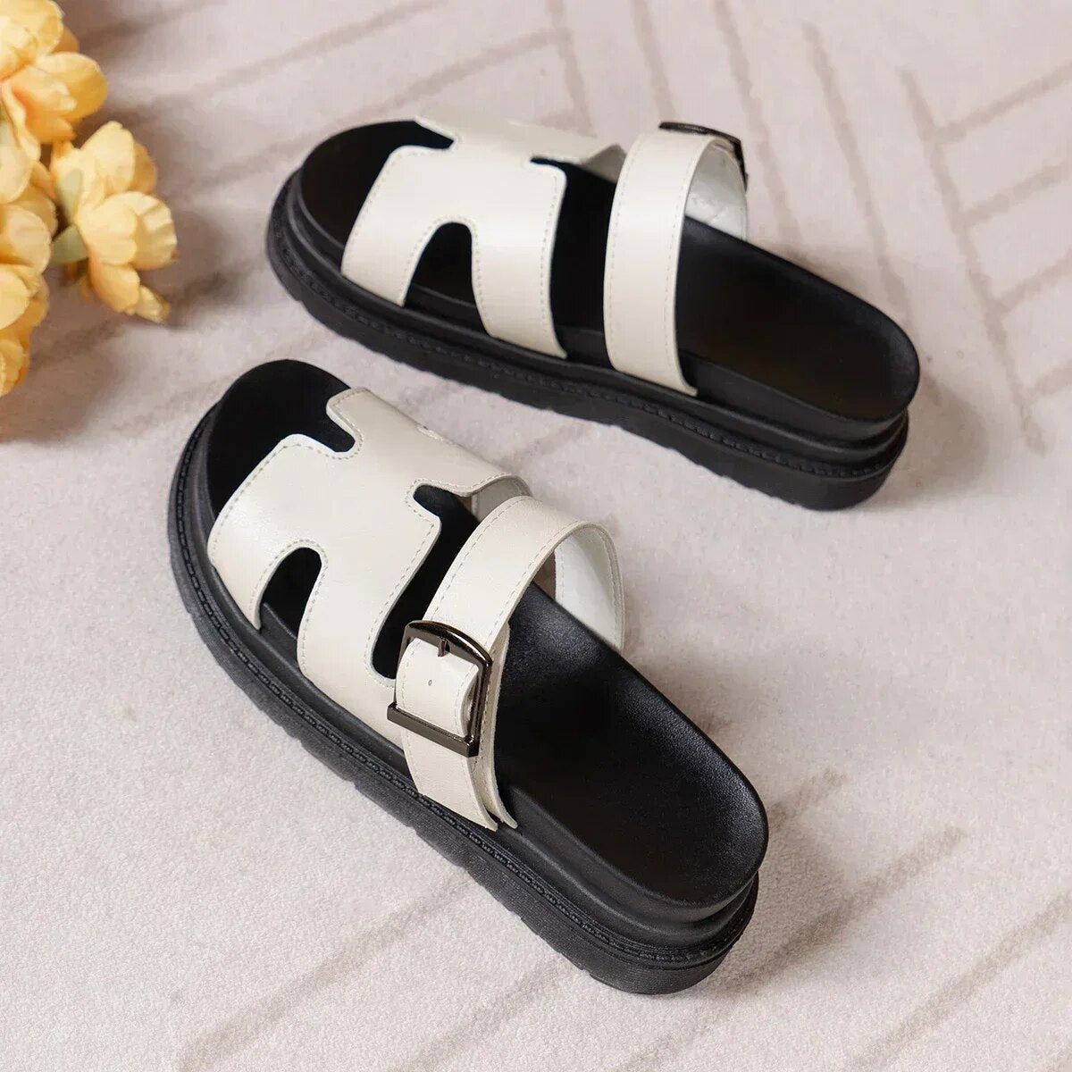 Milano Slipper | Alte Inspiration, Eleganter Look