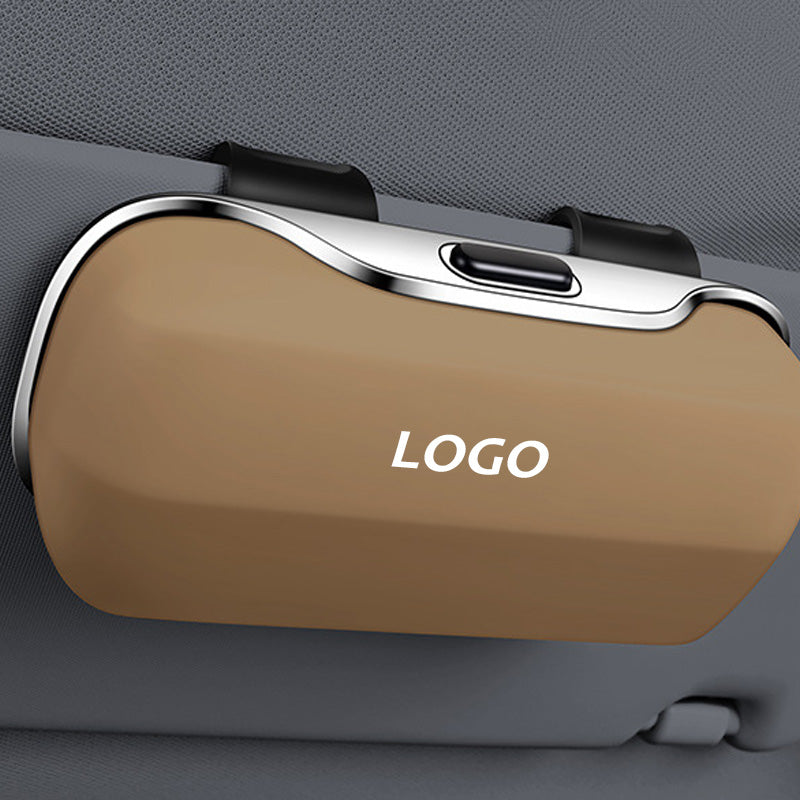 LuxAuto Luxus Sonnenbrillenetui | Eleganter Schutz für Ihre Sonnenbrille im Auto