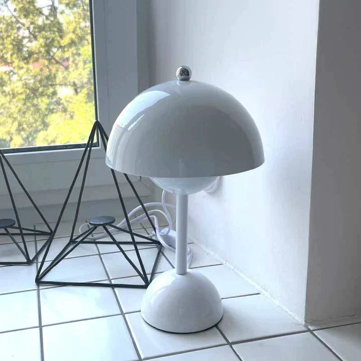 Luxuriöse zeitgenössische nordische Tischlampe