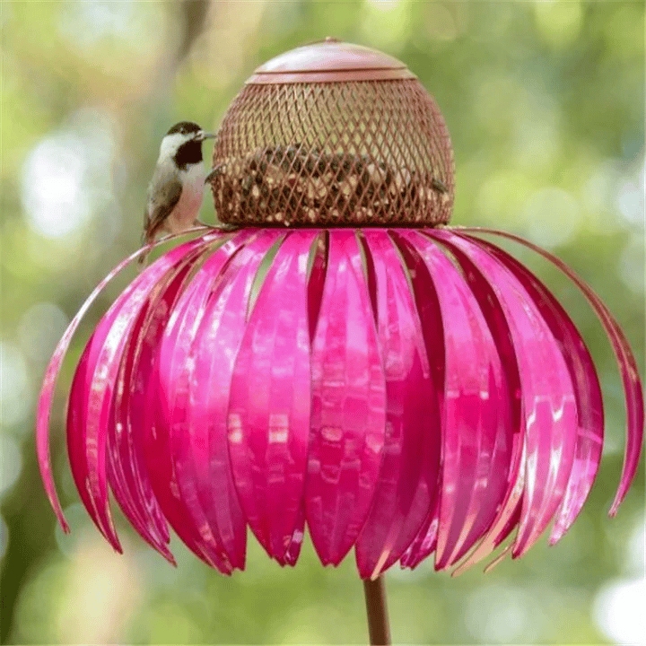 FloraNest Vogelhaus | Genießen Sie kostenlose Kegelblumen für einen bunten Garten