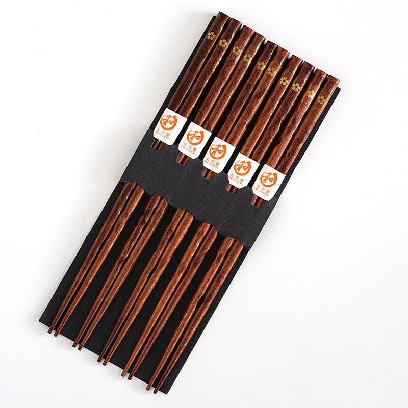 Miyabi Holzessstäbchen-Set mit goldenem Sakura-Motiv
