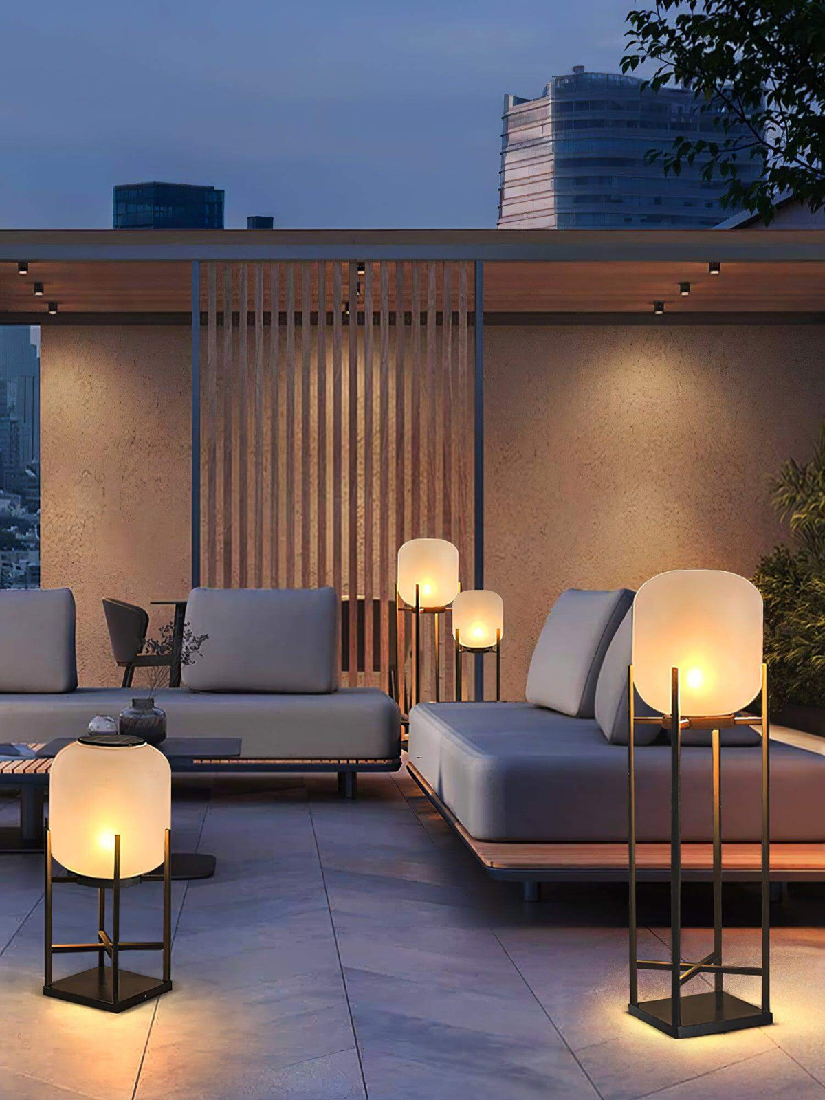 Solar Stehlampe für den Außenbereich – Nachhaltige Stimmungsbeleuchtung für Garten und Terrasse