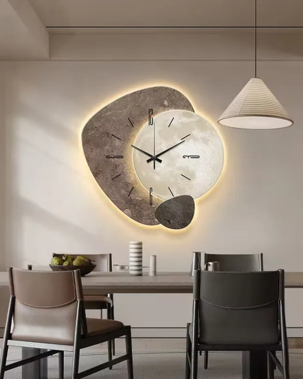 Lune Aura Uhr