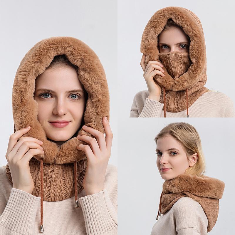LuxéCuddle Scoodie | Schal, Mütze und Kapuze in einer stilvollen Lösung