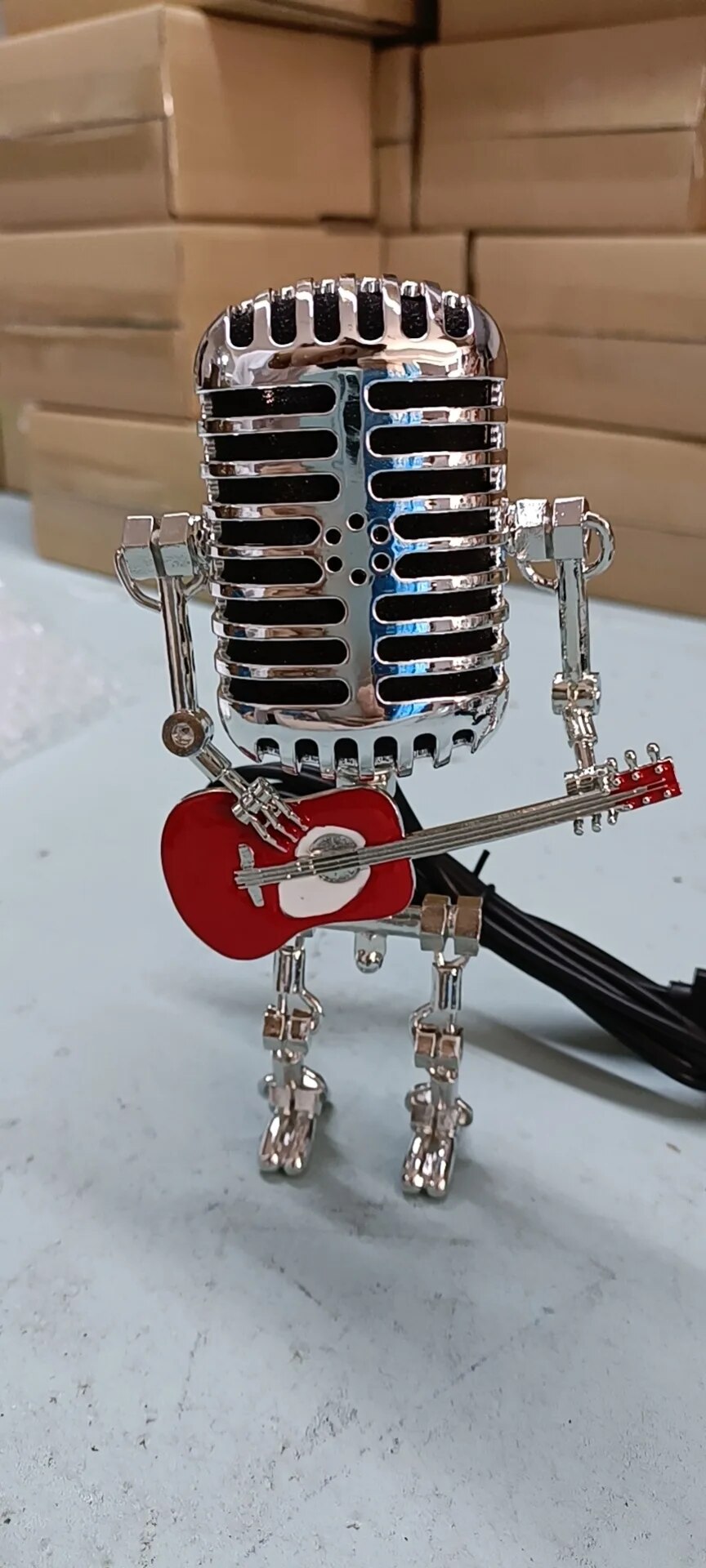 Gitarrenlampe - Roboterlampe mit Gitarre