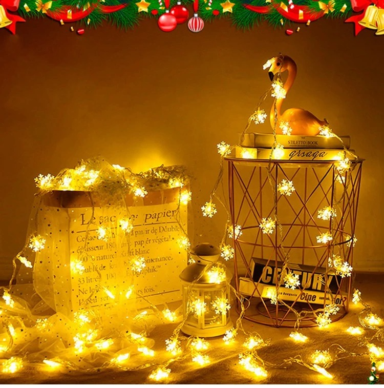 LED Weihnachtsbeleuchtung mit Schneeflocken – Warmweiß oder Buntes Licht für Innen & Außen