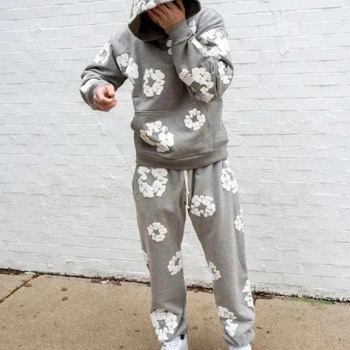 Ensemble Caleb mit Kapuze und weitem Blumen-Hosen