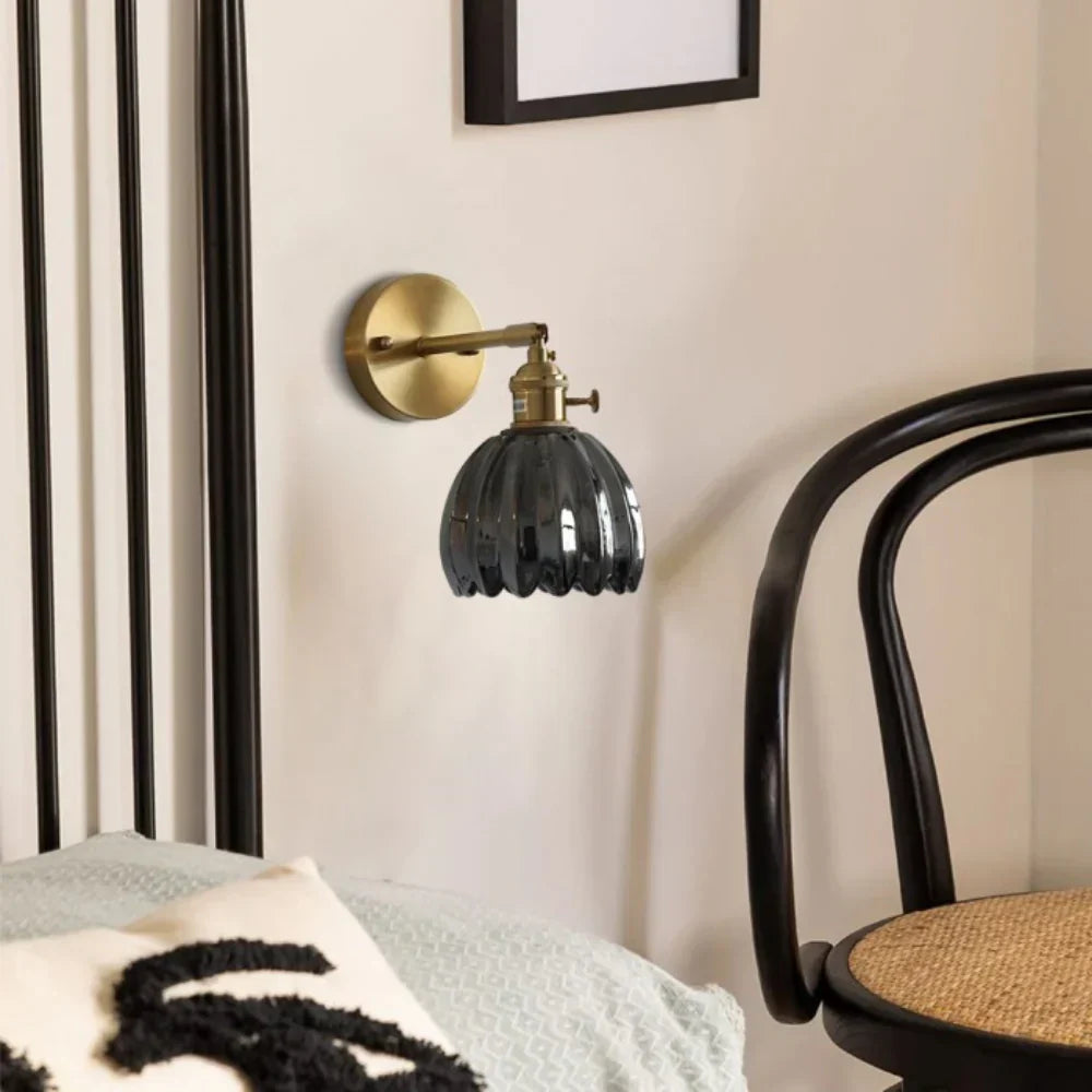 Vintage Messing Tulpen Glas Wandlampe 1-Licht