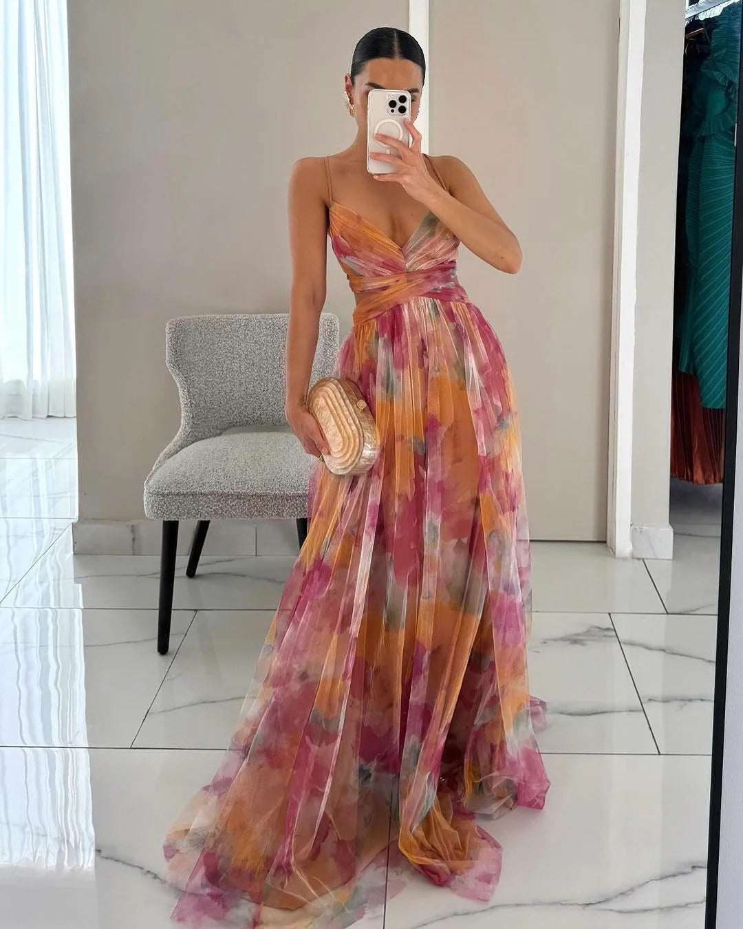 Lange Blumenmusterkleid mit Verstellbaren Trägern für Frauen | Ideal für den Sommer und besondere Anlässe