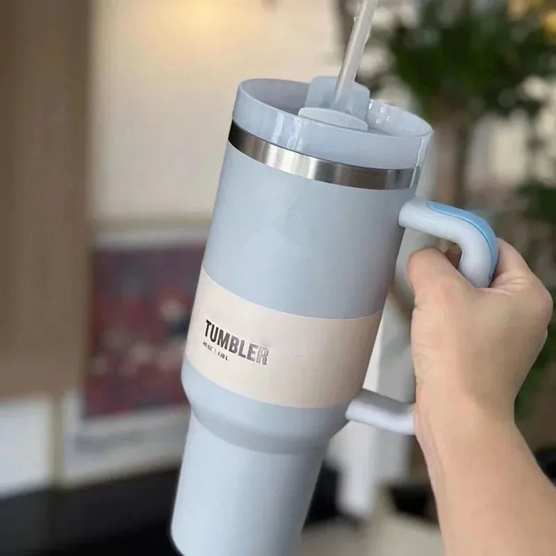 Isolierte Edelstahl-Reisebecher 40oz Mit Griff Lebenslange Deckel Und Strohhalm