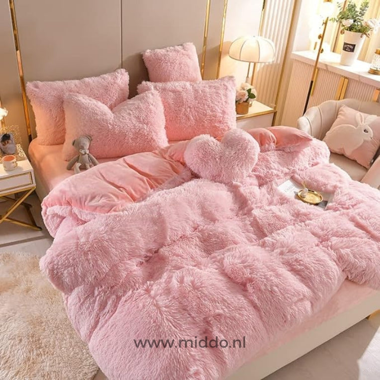 TeddyDreams Fleece Bettwäsche Set | Kuscheliges 5-teiliges Set mit gratis Herz-Kissen!