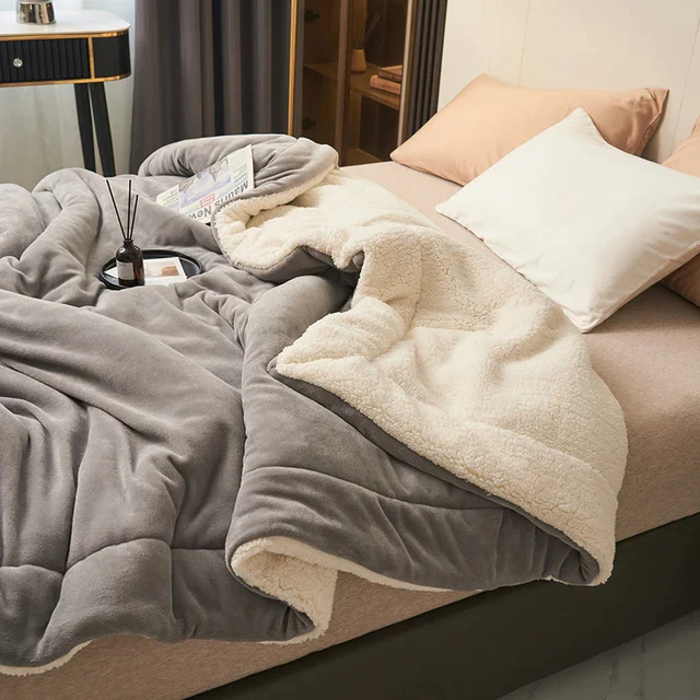 SoftHug Luxe Fleece Warme Decken