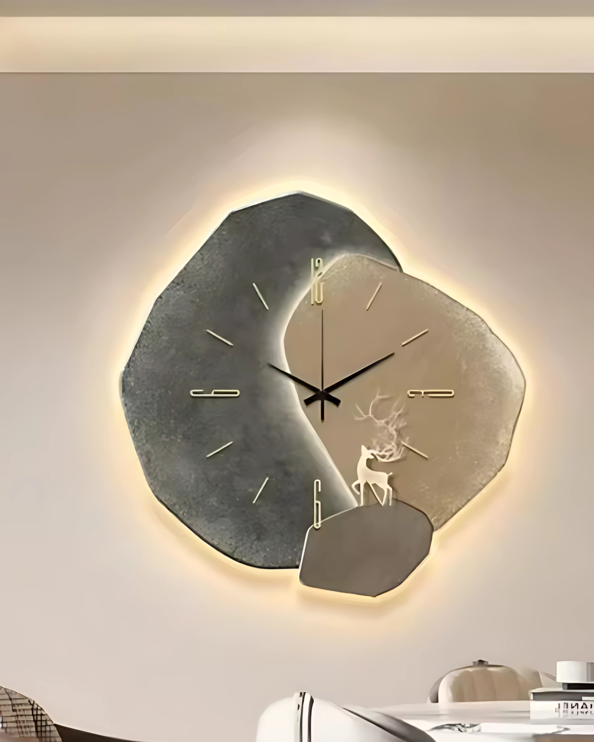 Lune Aura Uhr