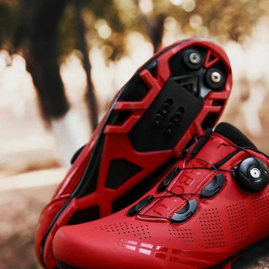Orthopädische Fahrradschuhe für Komfort und Leistung