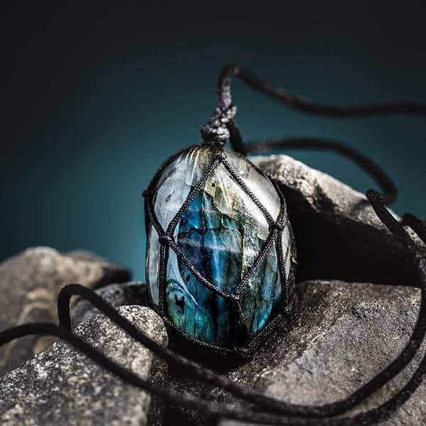 Drakenhart Labradorit Kette – Mystischer und Energiegeladener Schmuck für Persönliche Kraft