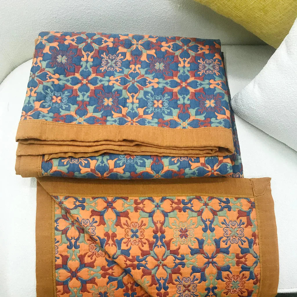 & Blaues Muster Sechs-lagiges Baumwoll-Quilt - TerraLoom