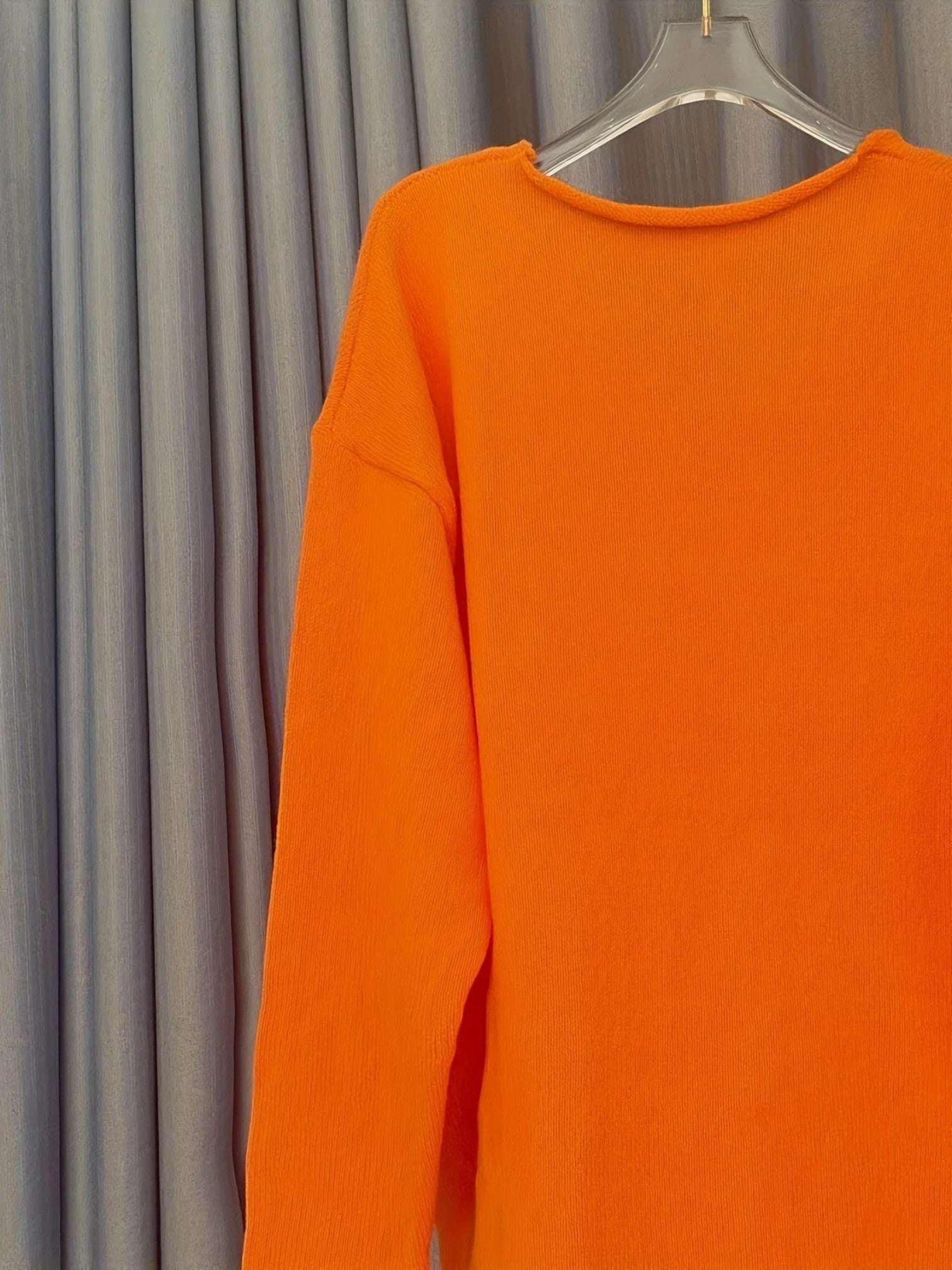 Lässiger Pullover mit V-Ausschnitt | Oversized