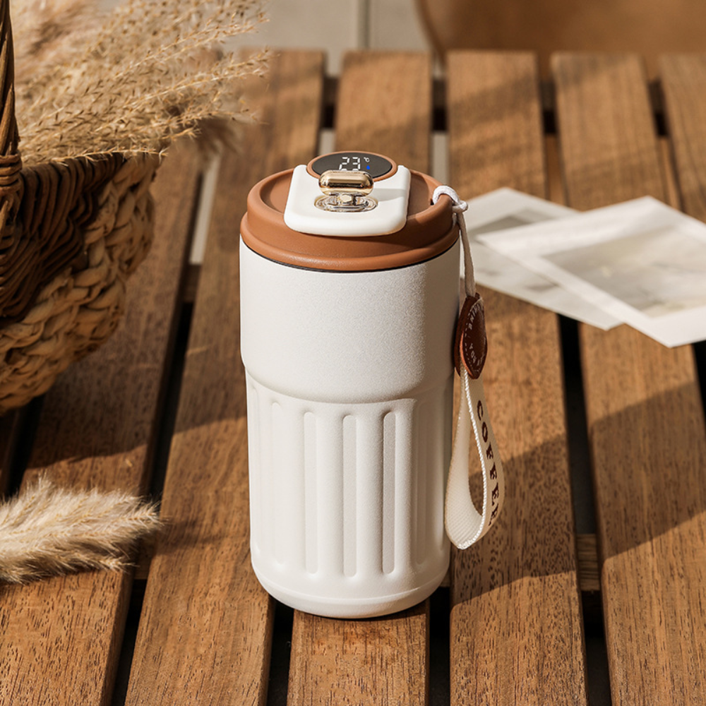 SmartTemp LED Thermosflasche | Bleib hydratisiert, bleib informiert