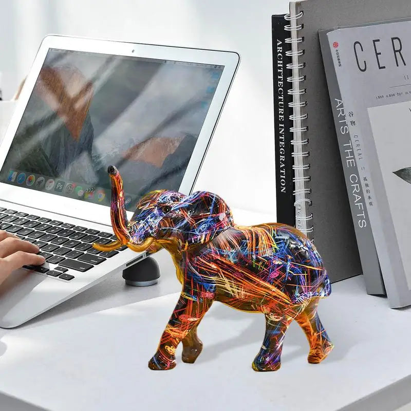 ColorTrunk | Lebhaftes Kunstwerk & Einzigartiges Mutiges Design Elefanten Skulptur