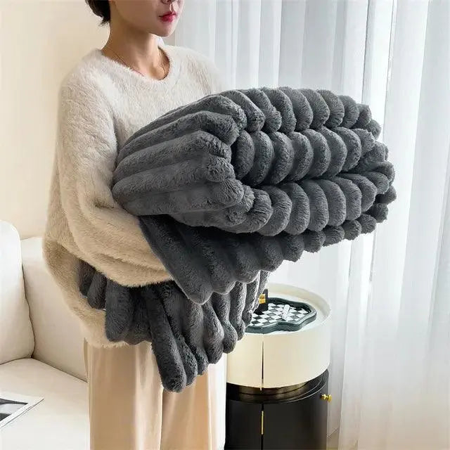 ComfortCuddle | Plüschige & Gemütliche Fleece-Decke