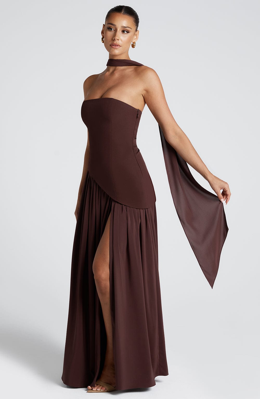 Tessa Luxe Maxikleid | Lässige, trägerlose Eleganz für jeden Anlass