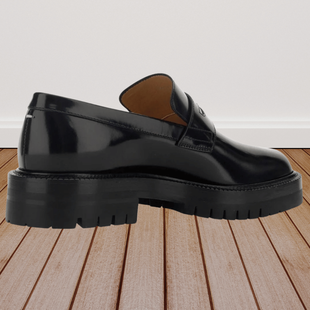 Elegante Herren Schuhe mit geschnittenen Zehen und dicker Sohle