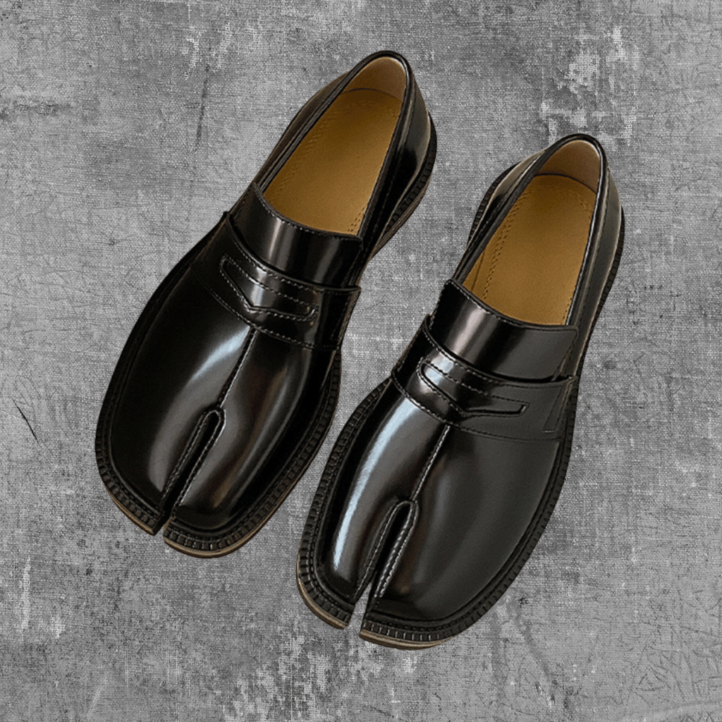 Elegante Herren Schuhe mit geschnittenen Zehen und dicker Sohle