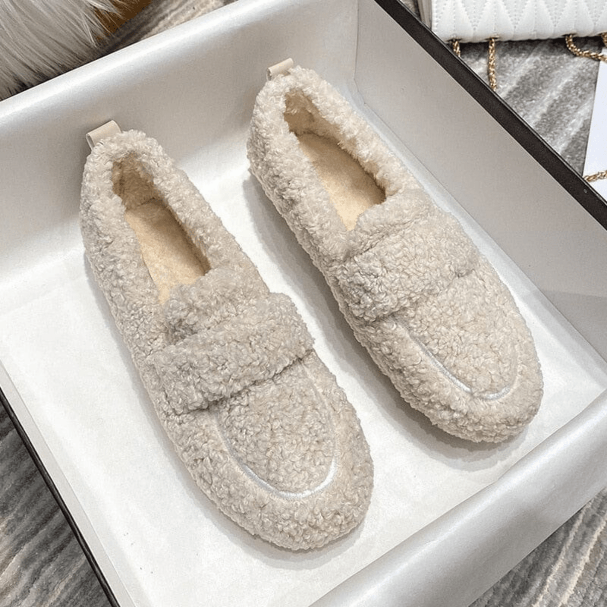 ELEGANSTEP – Elegante Winter-Hausschuhe für Wärme und Komfort