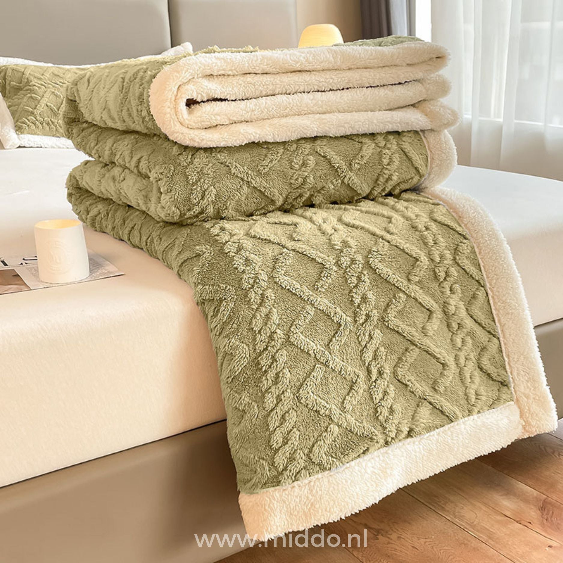 FleeceDream Spannbettlaken Set | Super bequem und weich mit gratis Kissenbezügen!