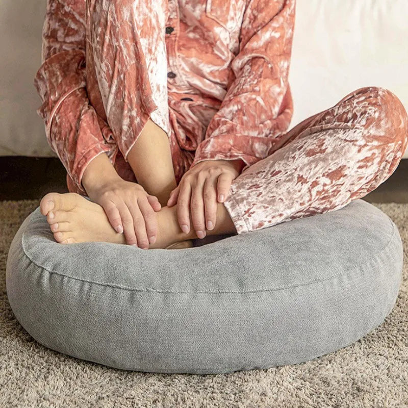 Rundes Meditationskissen und Yogakissen für komfortable Entspannung
