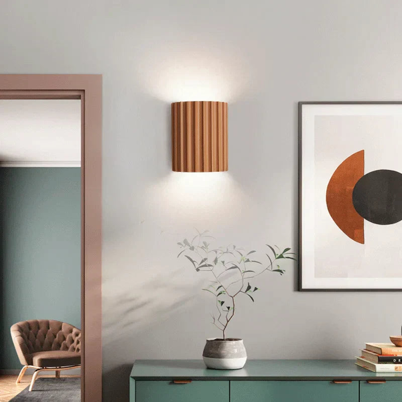 GleamEdge | Moderne LED-Wandlampe mit künstlerischem Harzdesign
