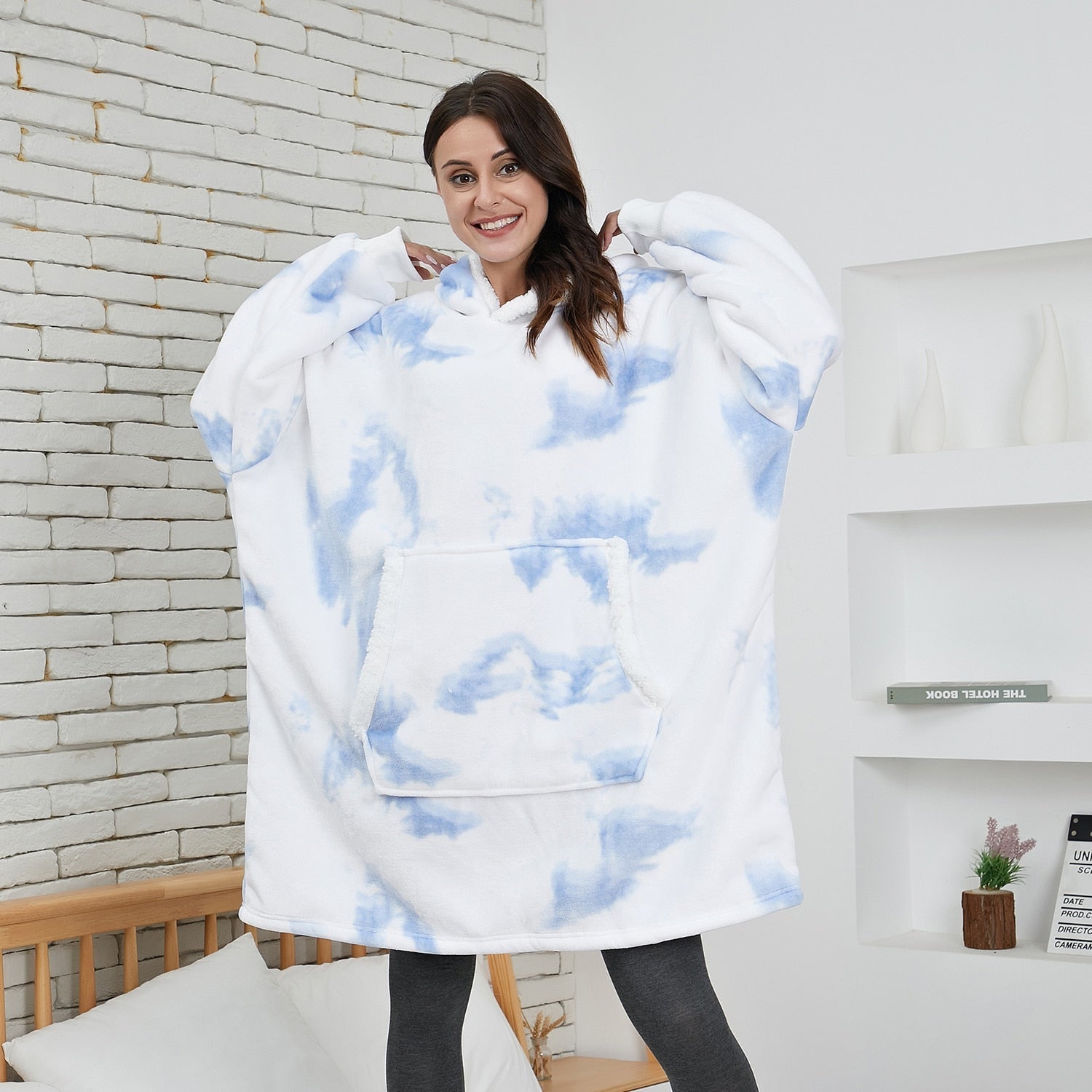 Ultraweiche Fleece- und Woll-Decke mit Kapuze für Komfort und Wärme zu Hause