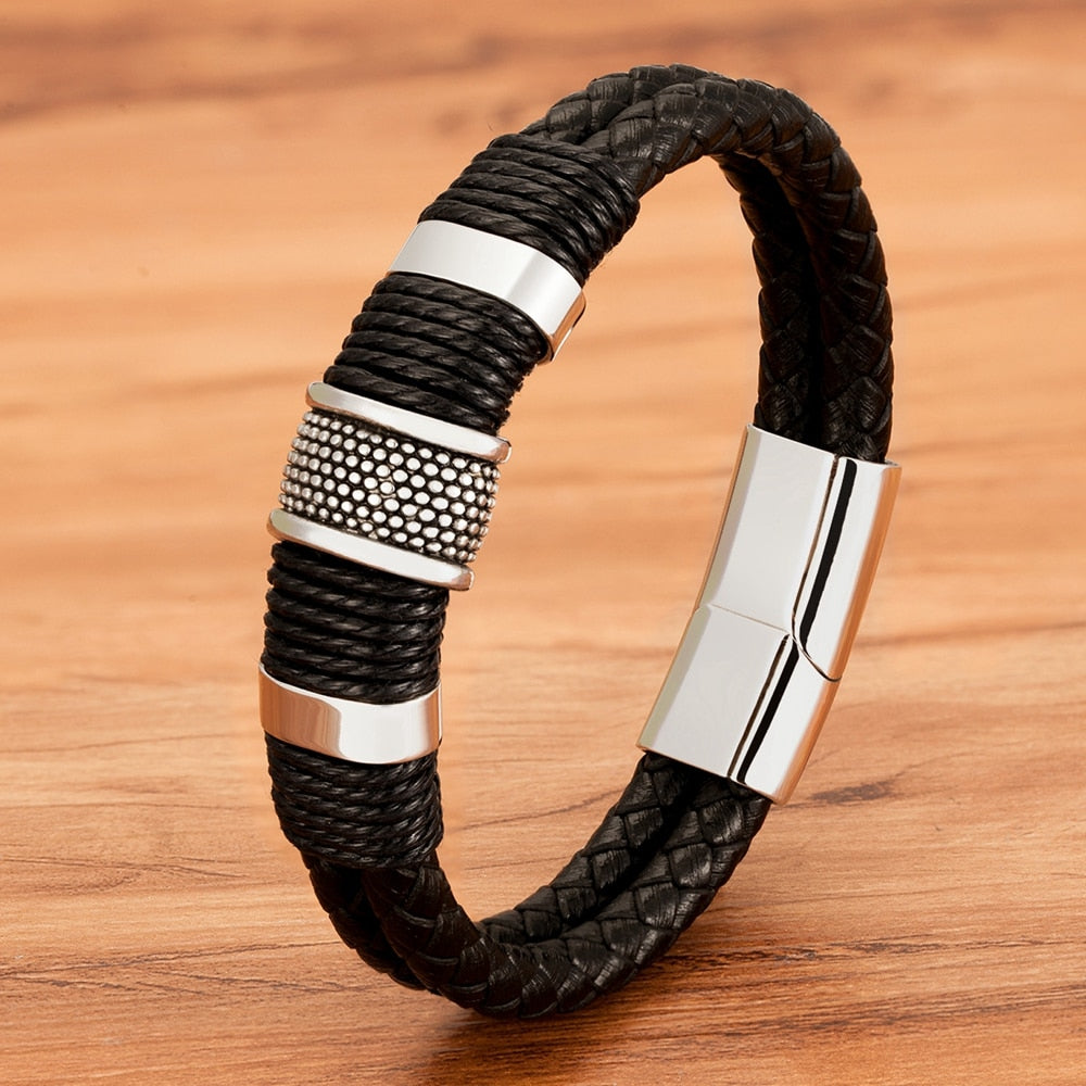 Armband im geflochtenen Lederstil