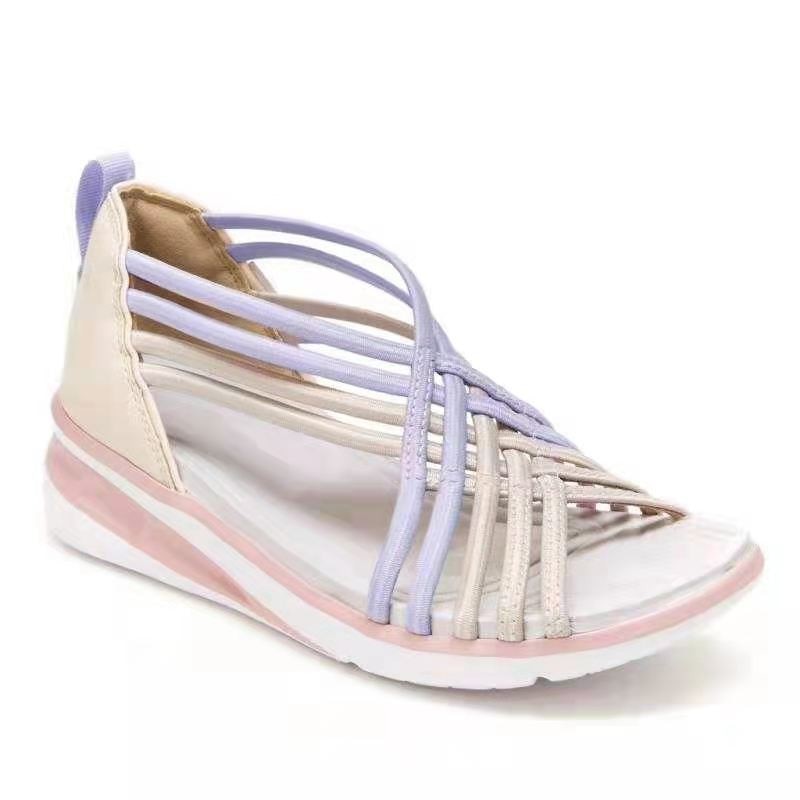 Sportliche Sandalen