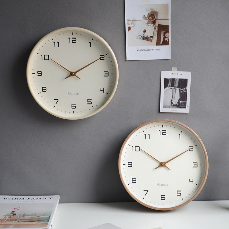 Minimalistische Analoge Wanduhr für Moderne Innenräume
