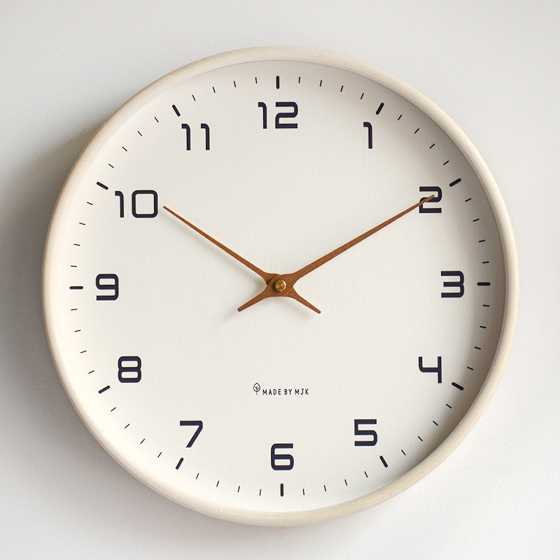 Minimalistische Analoge Wanduhr für Moderne Innenräume
