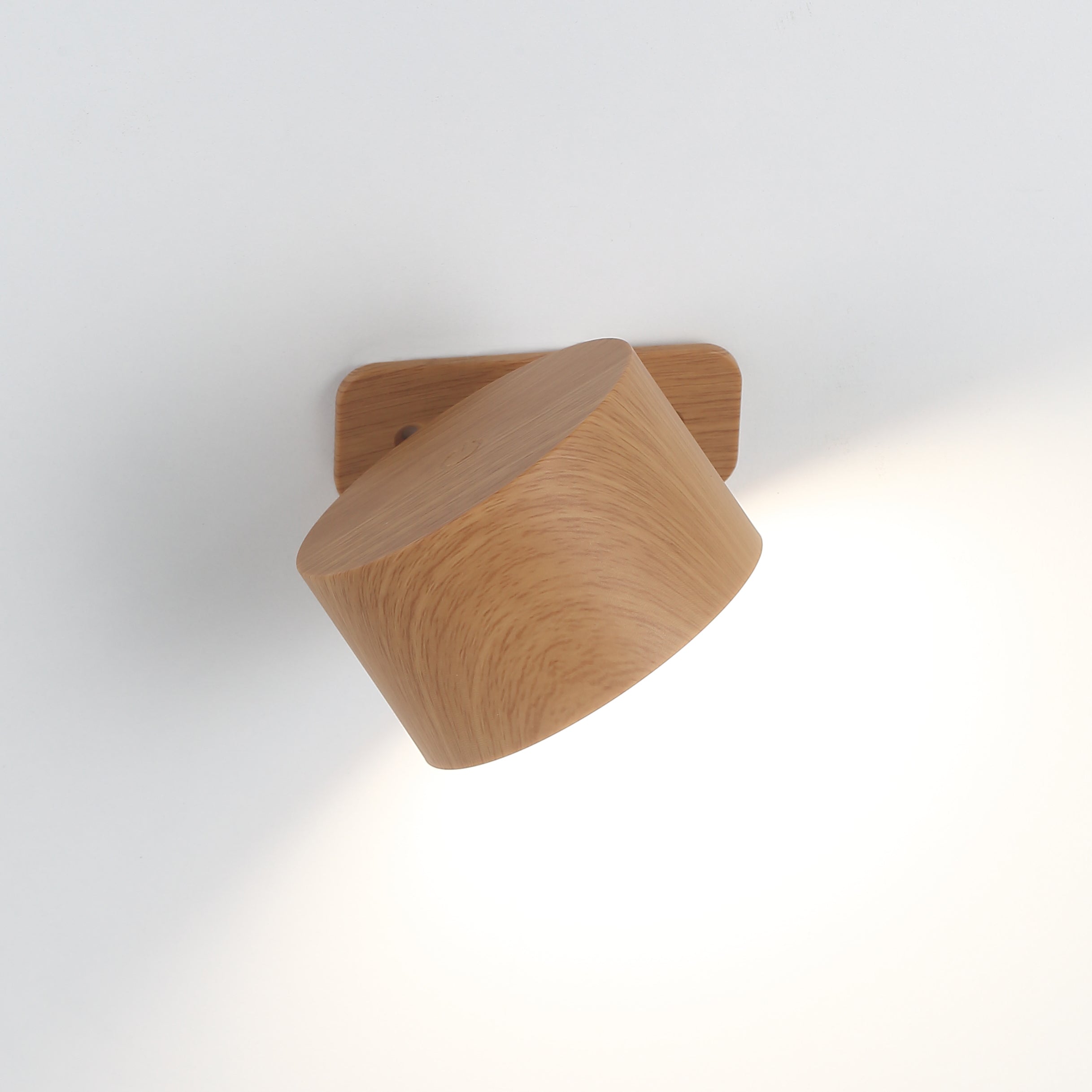 Ticky Magnetische Wandleuchte Holzlook