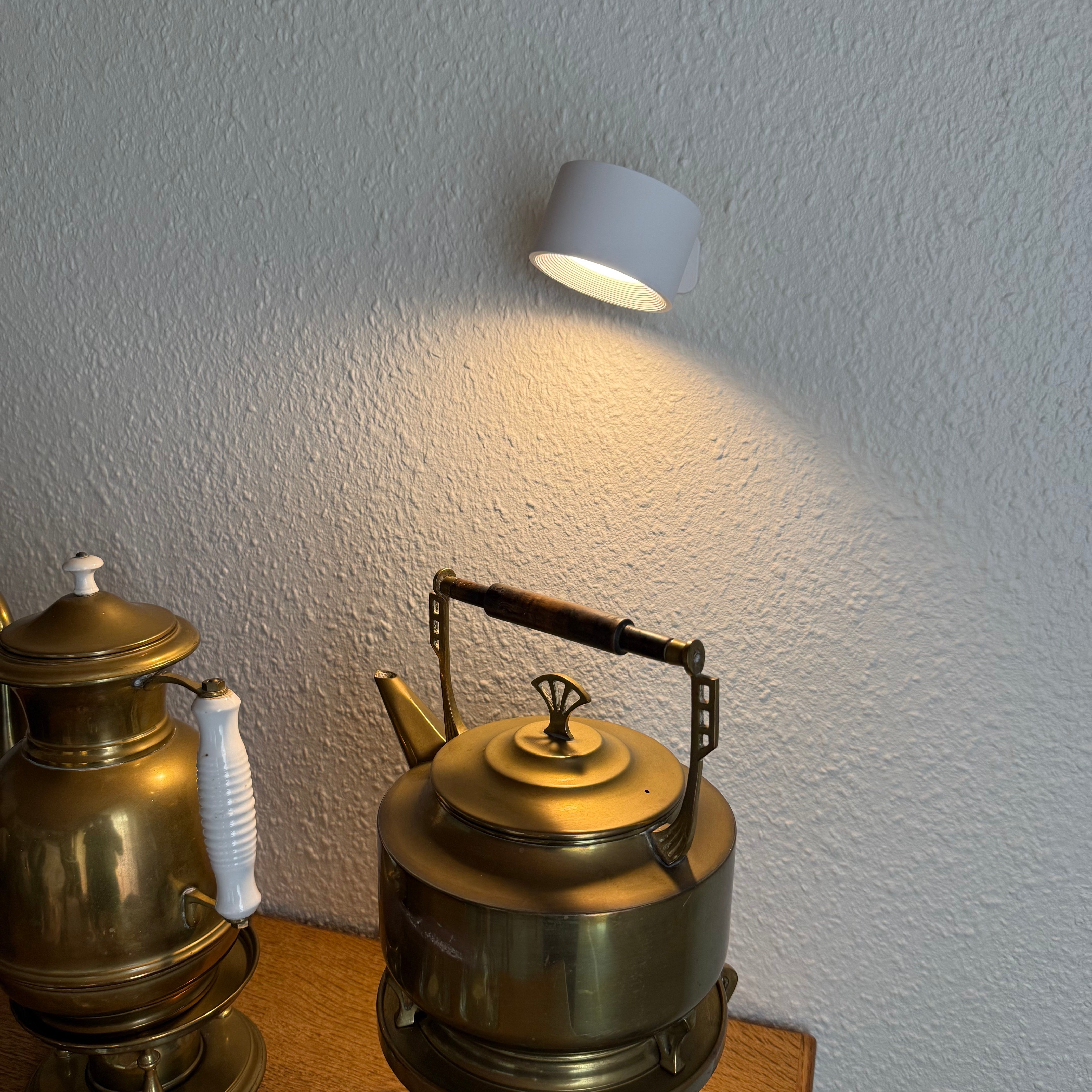 Ticky Magnetische Wandleuchte Weiß