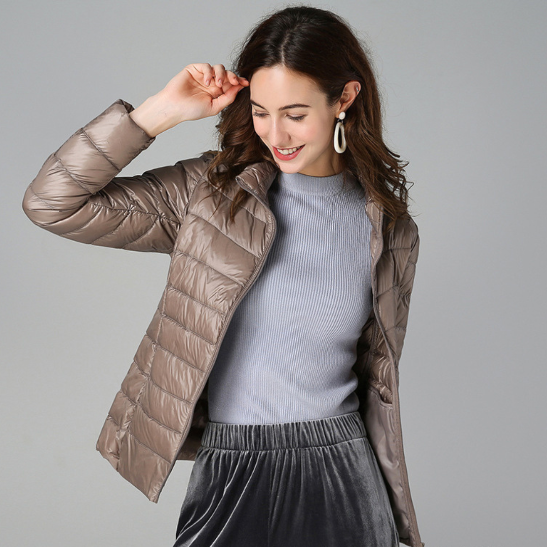 Ultraleichte Daunenjacke AeroWarm – Wasserdicht, Warm und Faltbar