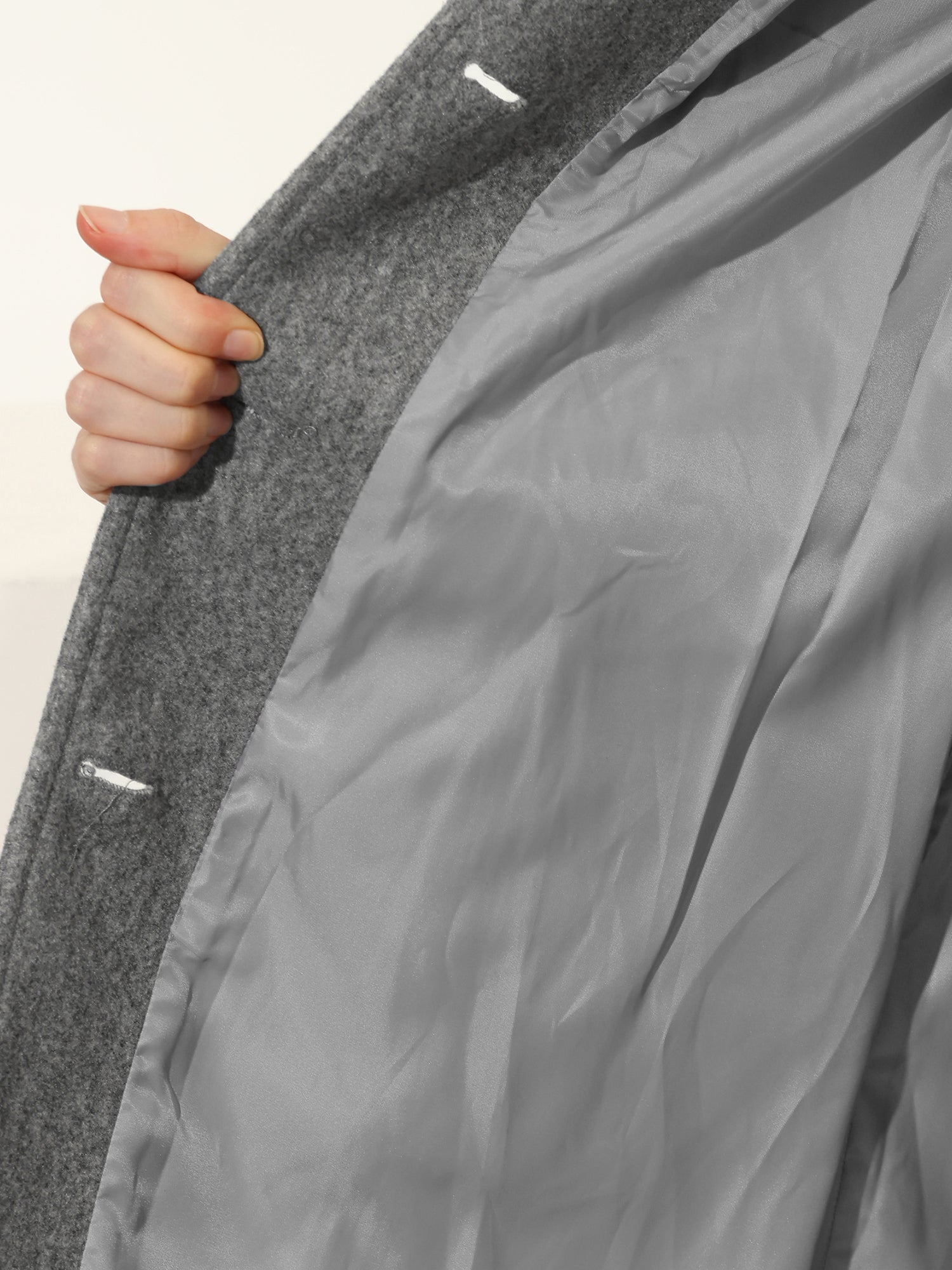 ChicEssence Winter-Trenchcoat | Elegantes und warmes Einreiher-Design für stilvollen Schutz vor der Kälte