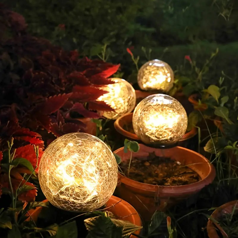 LuminaraBeam | Solarbetriebene Gartenkugel-Lampe im eleganten Design