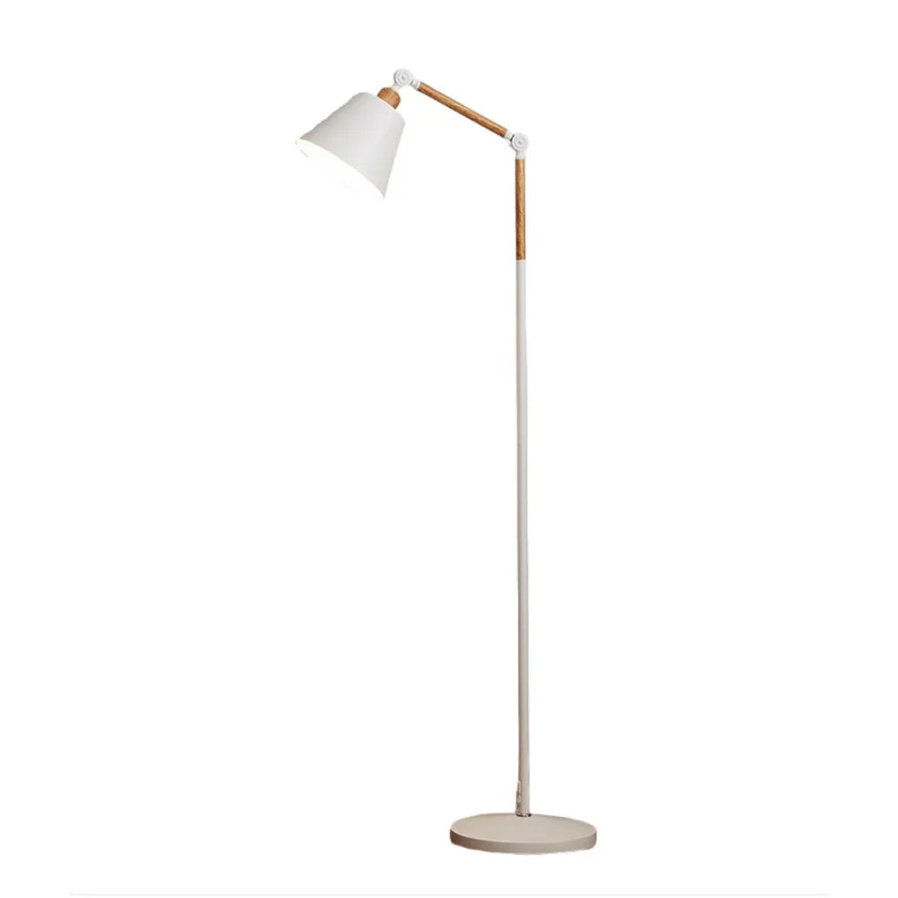 Nordic Stehlampe – Minimalistisches Design mit Verstellbarem Lampenkopf