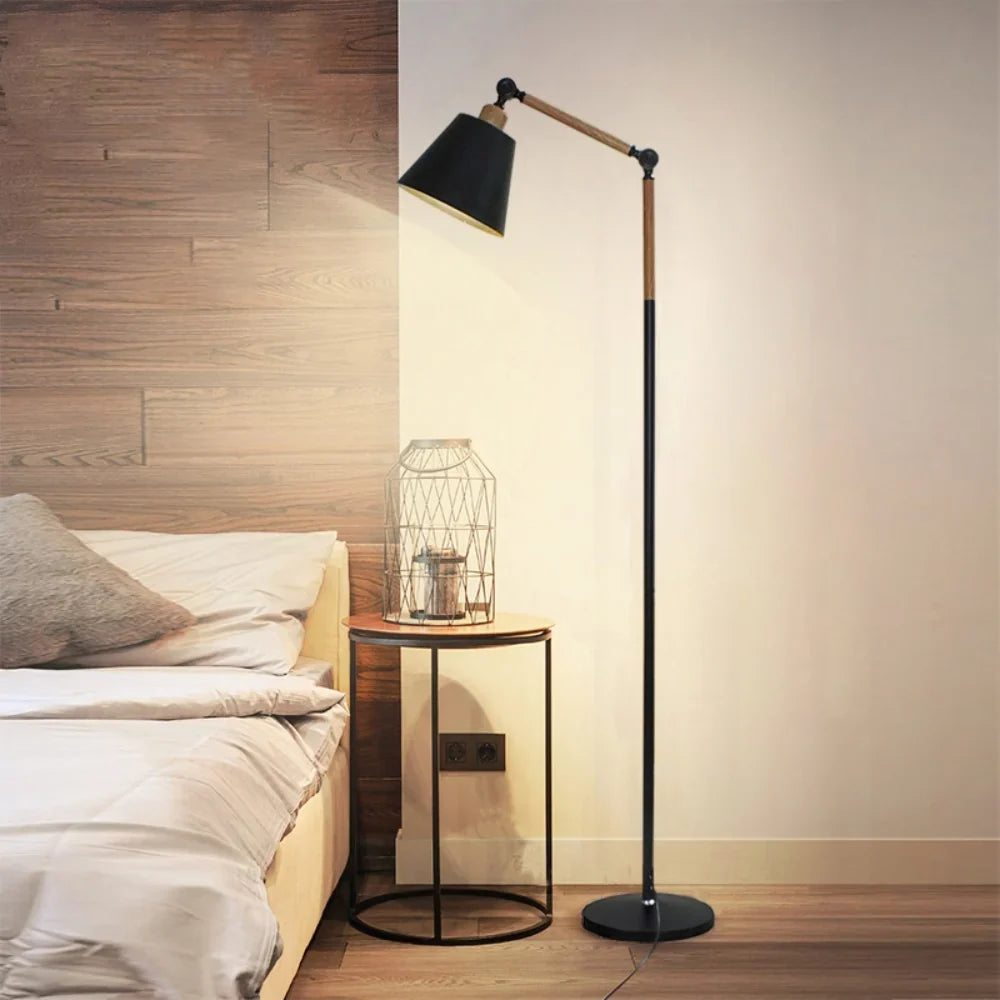 Nordic Stehlampe – Minimalistisches Design mit Verstellbarem Lampenkopf