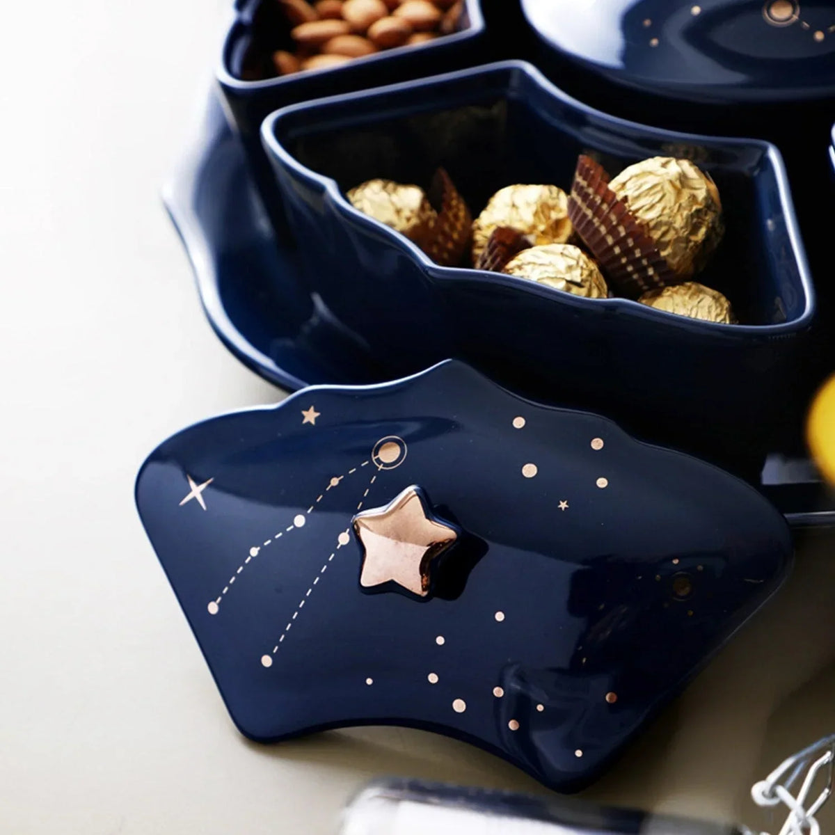 Rotierendes Keramisches Snackbord mit 5 Fächern – Sternenhimmel Design für Häppchen und Snacks