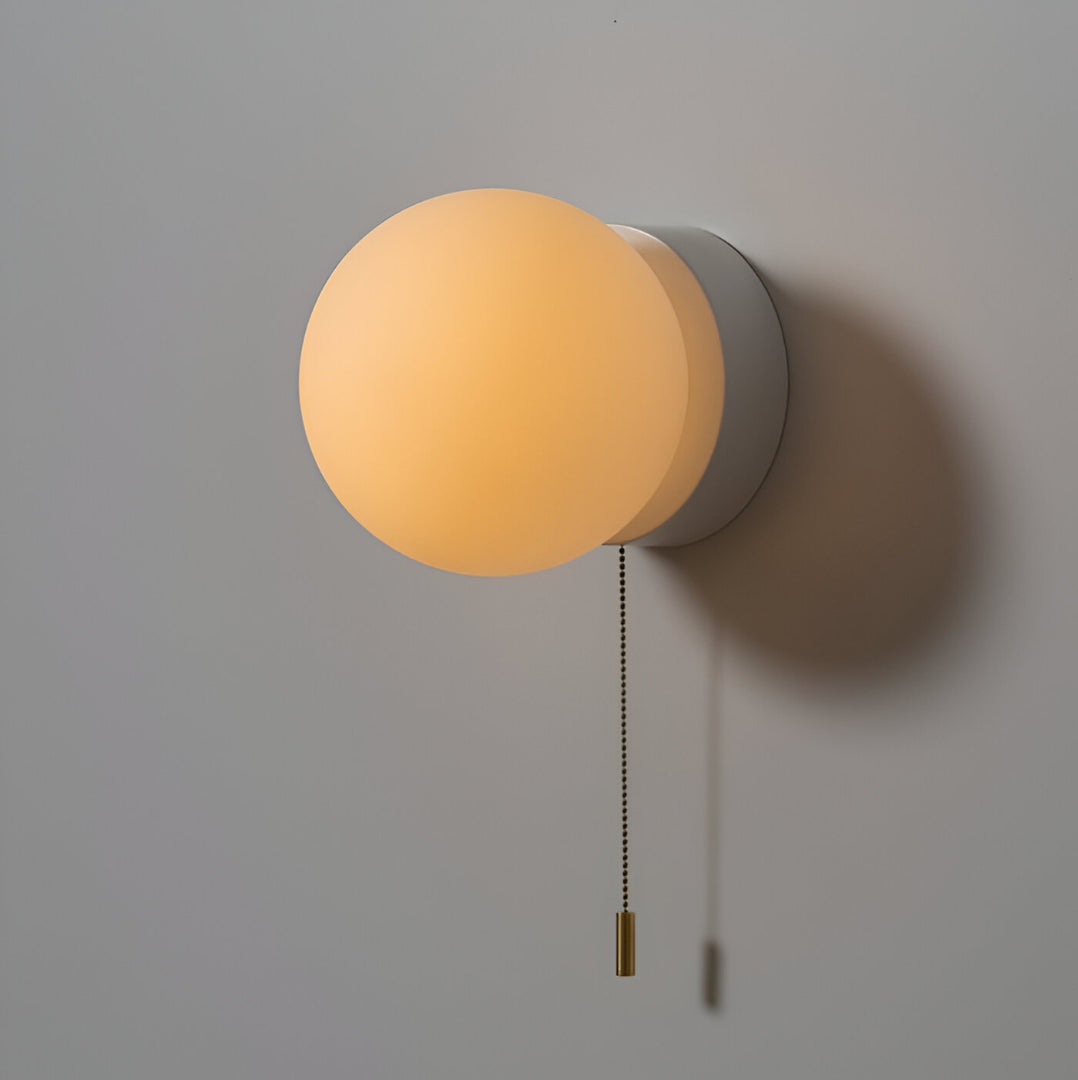 Nordic Minimalist Glas Globe Wandlampe LED 1-Licht mit Zugschalter