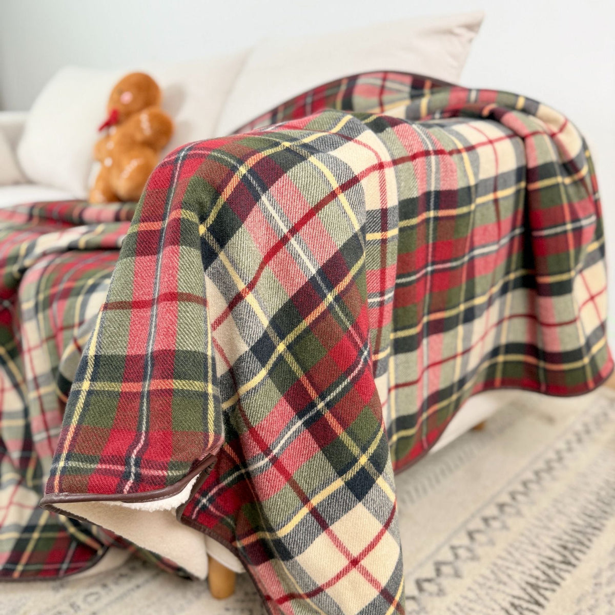 Karierte Fleece-Decke – Weiche und Warme Plaid für Sofa und Bett