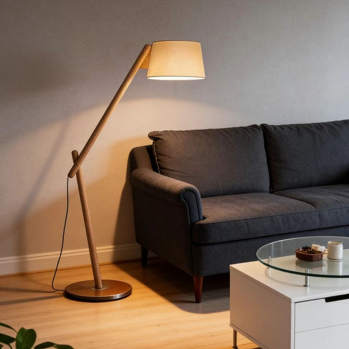 Verstellbare Bogenlampe – Moderne Stehlampe mit geschwungenem Design