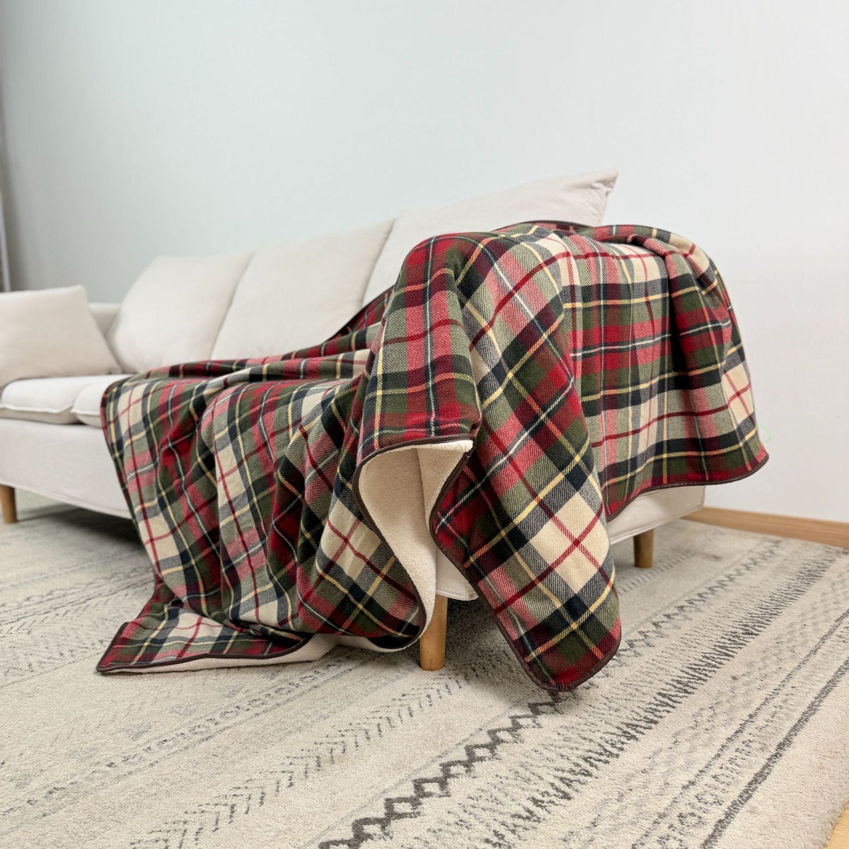 Karierte Fleece-Decke – Weiche und Warme Plaid für Sofa und Bett