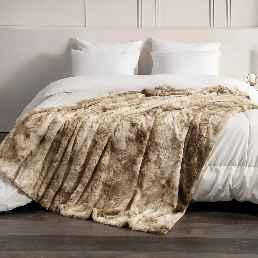Weiche Velours-Winterdecke – Warmes Koraalfleece-Plaid mit Batikmuster